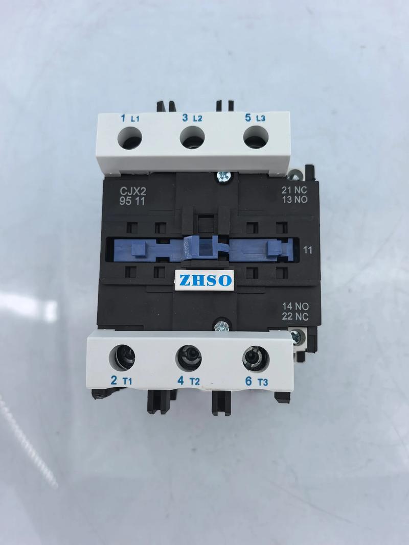 接触器套什么定额?